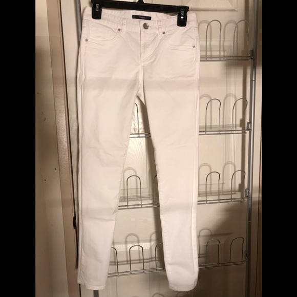 Tahari Pants - TAHARI SIZE 2pair of jeans